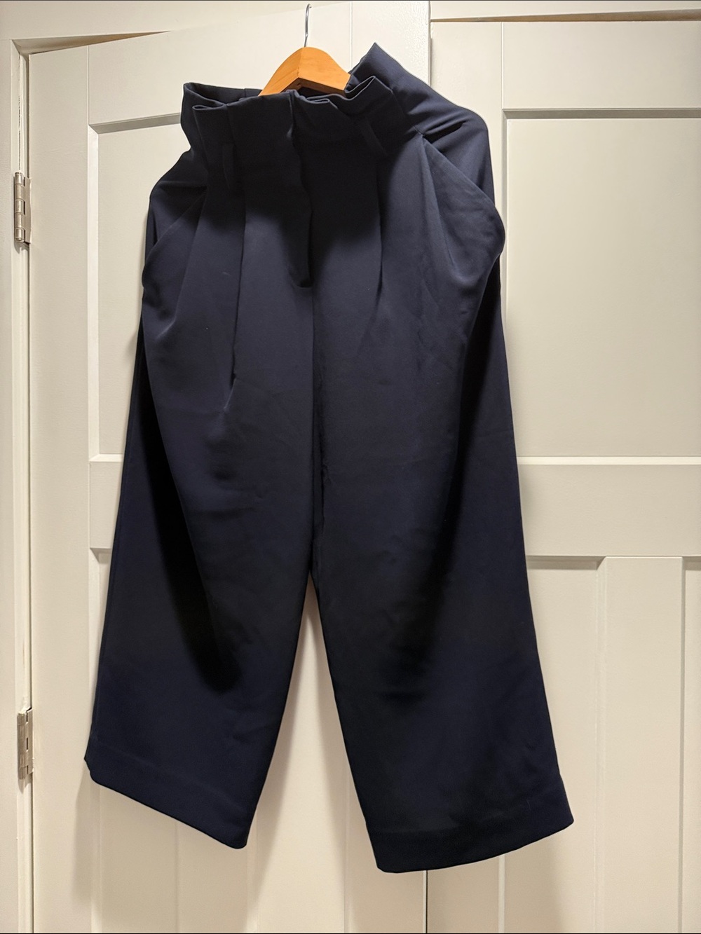 COS Navy Wide-Leg Pleated Chinos